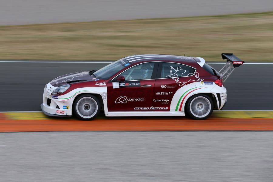  Alfa Romeo Giulietta TCR by Romeo Ferraris (940) 2016 года  (фото 33 из 40)